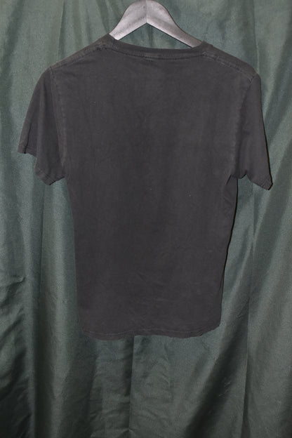 PREOWNED GAMER SHIRT SMALL S24 FIVE NIGHTS AT FREDDY'S