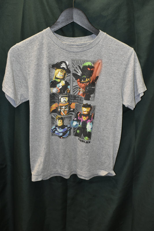 PREOWNED GAMER SHIRT SMALL S21 ROBLOX