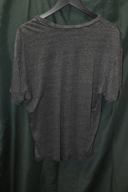 PREOWNED GAMER SHIRT LARGE 1985 NINTENDO