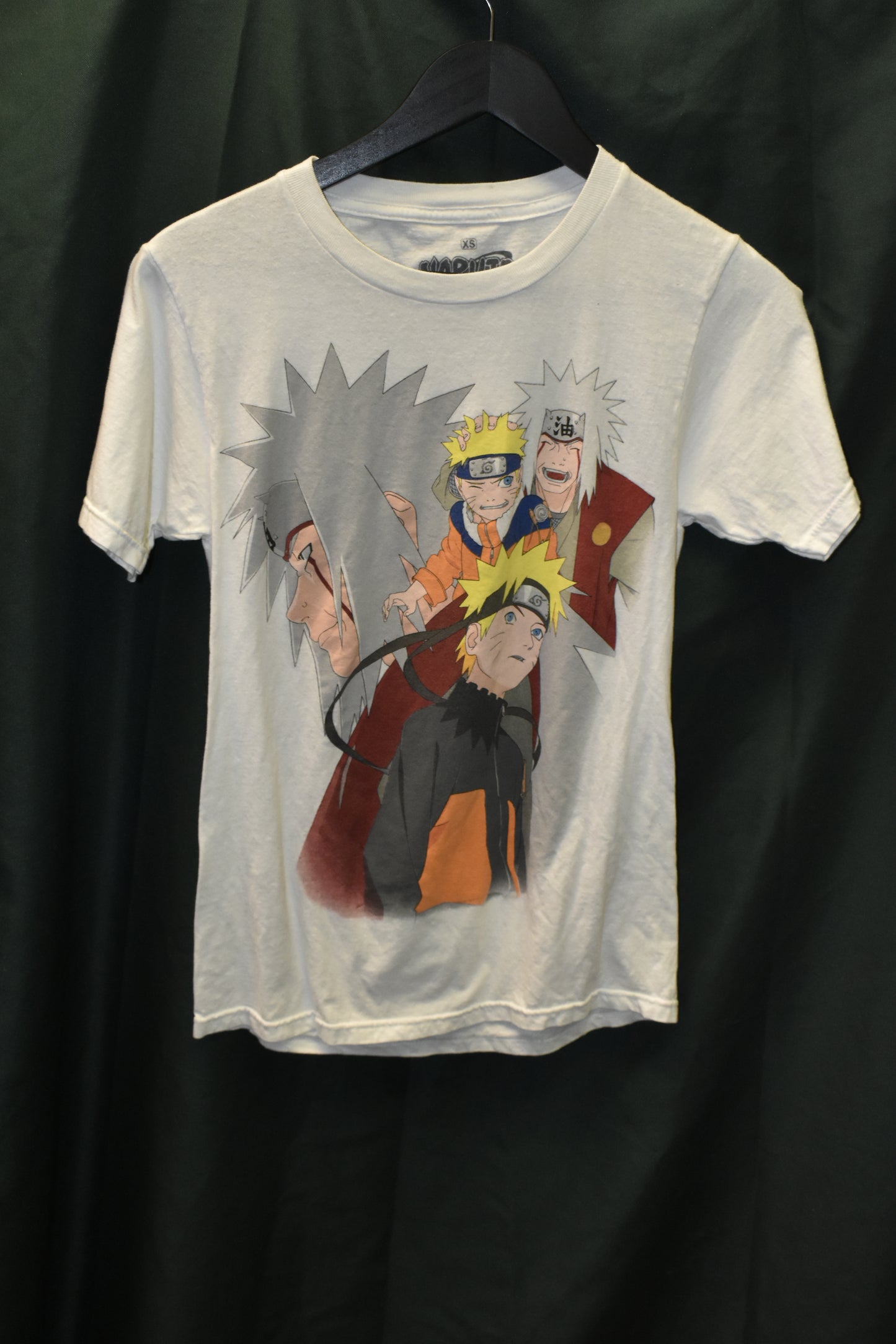 PREOWNED ANIME SHIRT EXTRA SMALL NARUTO