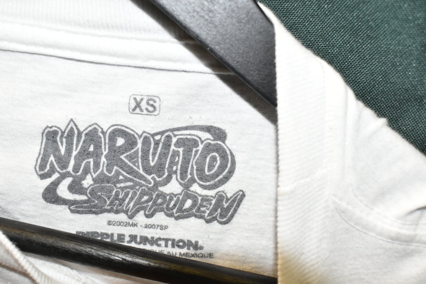 PREOWNED ANIME SHIRT EXTRA SMALL NARUTO