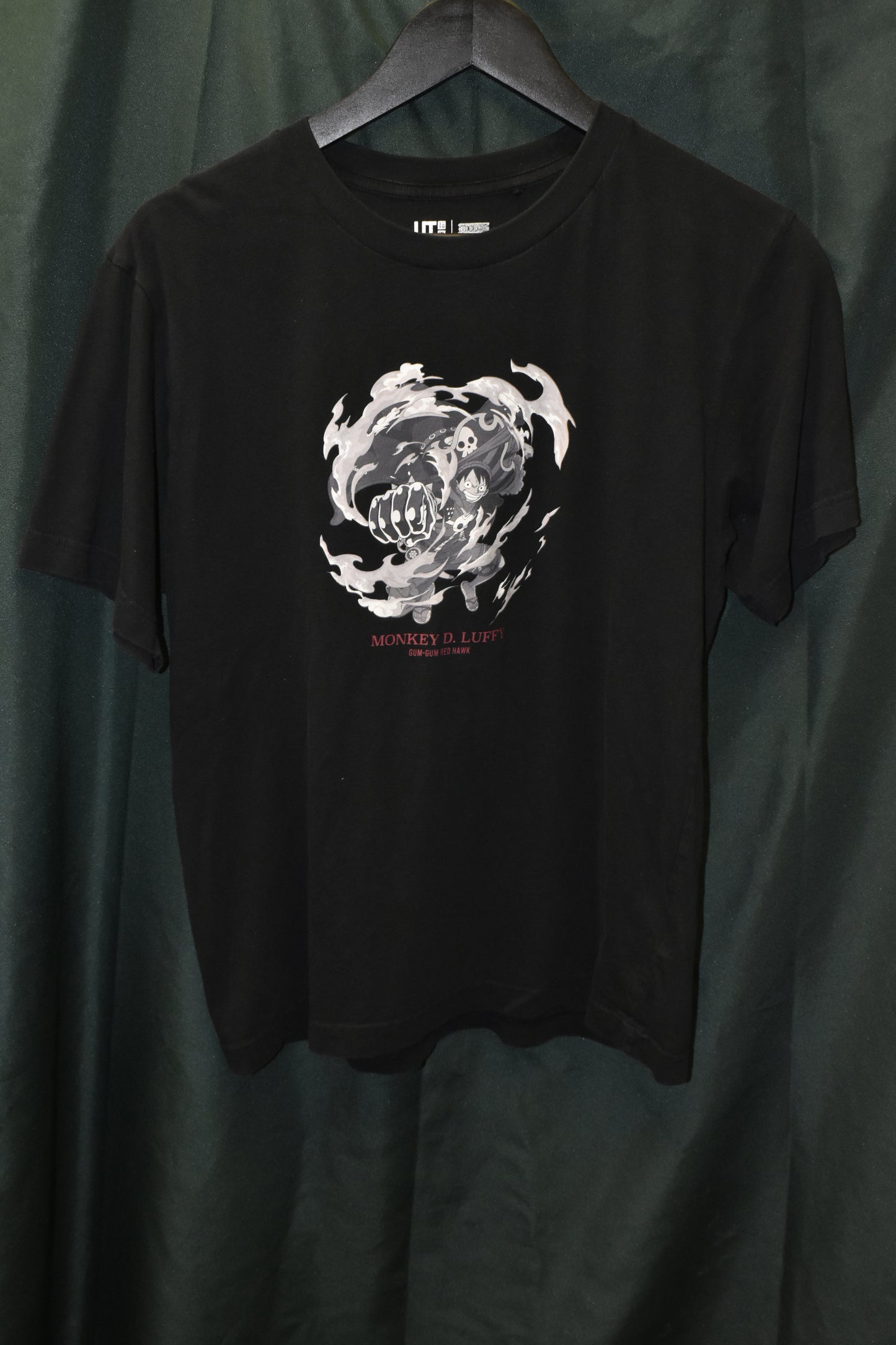 PREOWNED ANIME SHIRT SMALL ONE PIECE GUM GUM