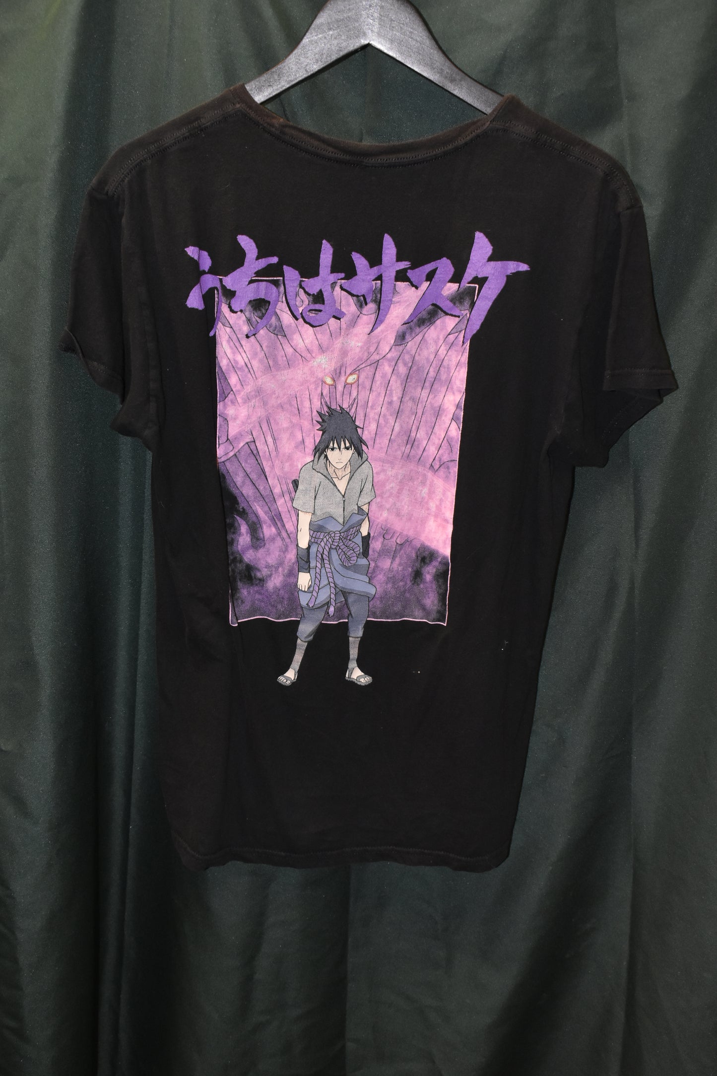 PREOWNED ANIME SHIRT MEDIUM SLIM NARUTO