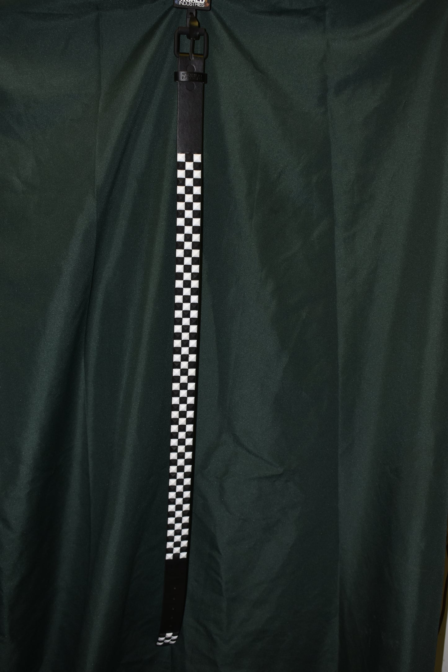 WORLD INDUSTRIES BELT CHECKER STUDDED