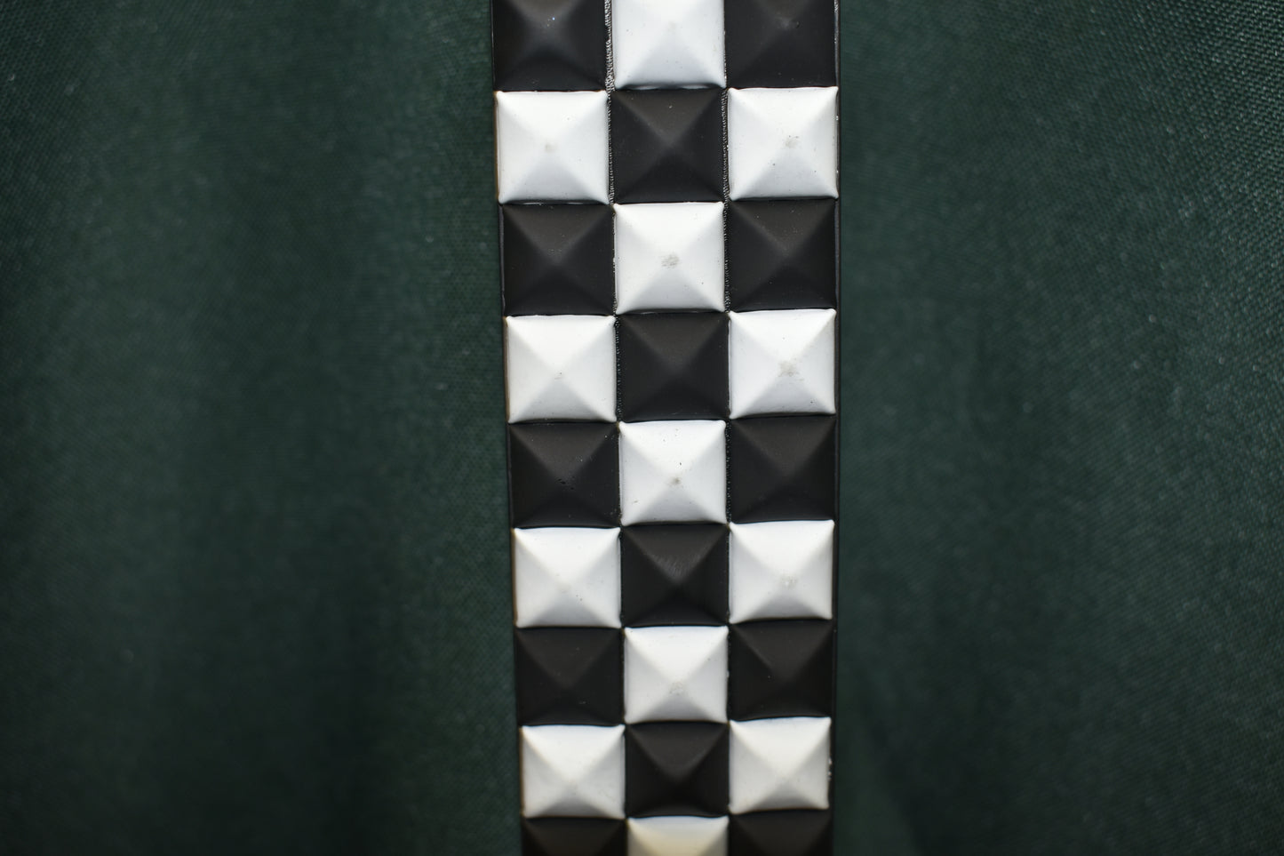 WORLD INDUSTRIES BELT CHECKER STUDDED