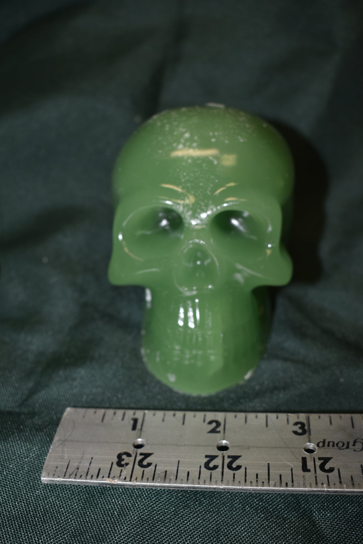 WAX AGENT SKULL XL GREEN 3" X 4" X 3"
