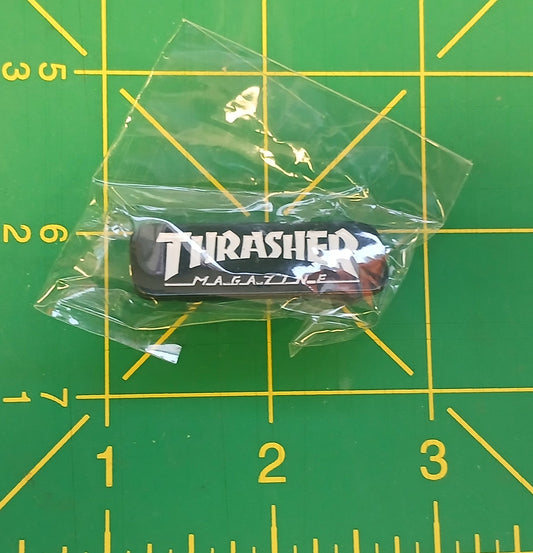 PIN THRASHER MAG LOGO LAPEL PIN