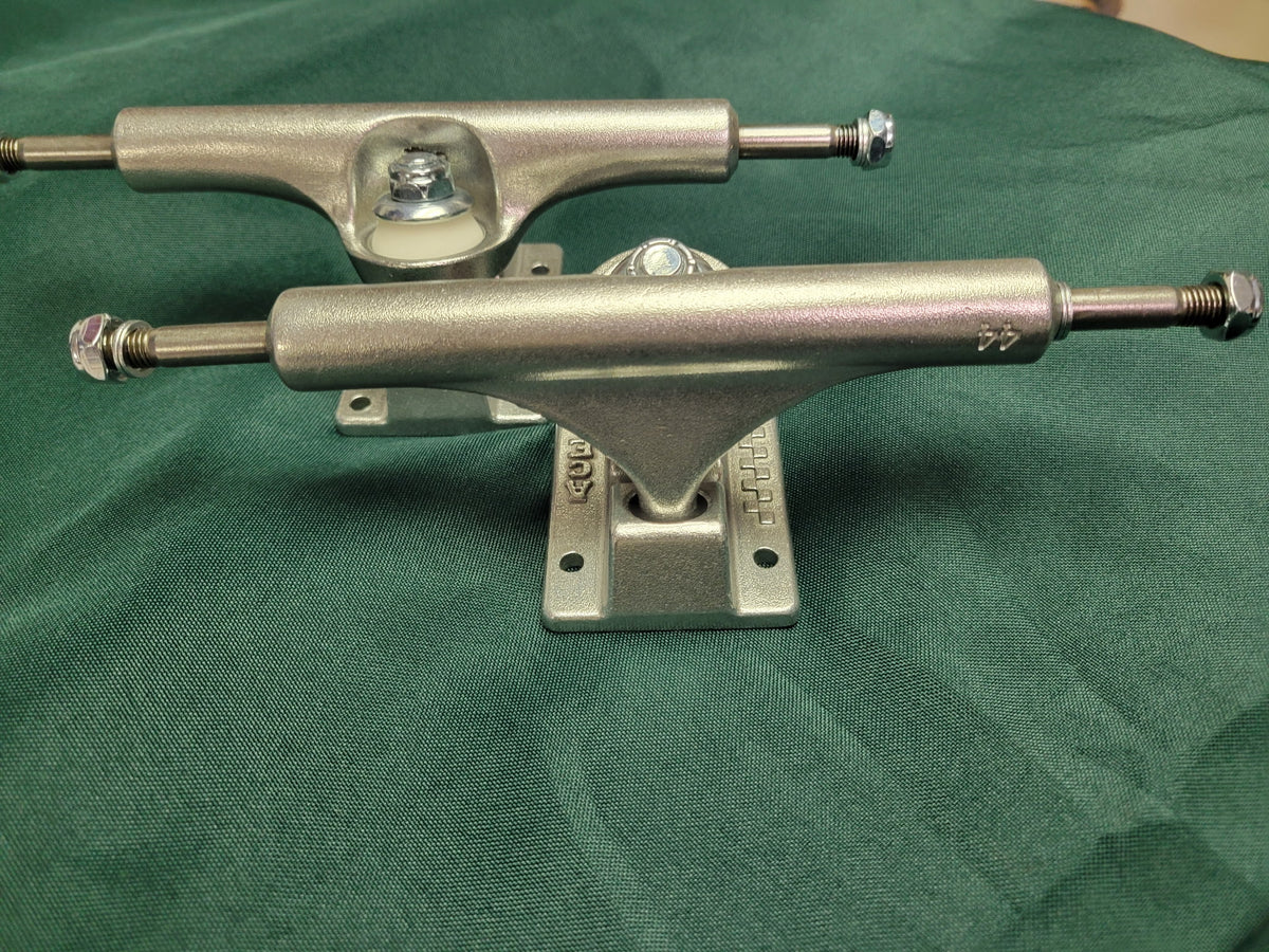 ACE TRUCKS 44 POLISHED CLASSIC